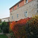 Appartamento Eti And Mia 3 Mit Pool By Interhome Muntić